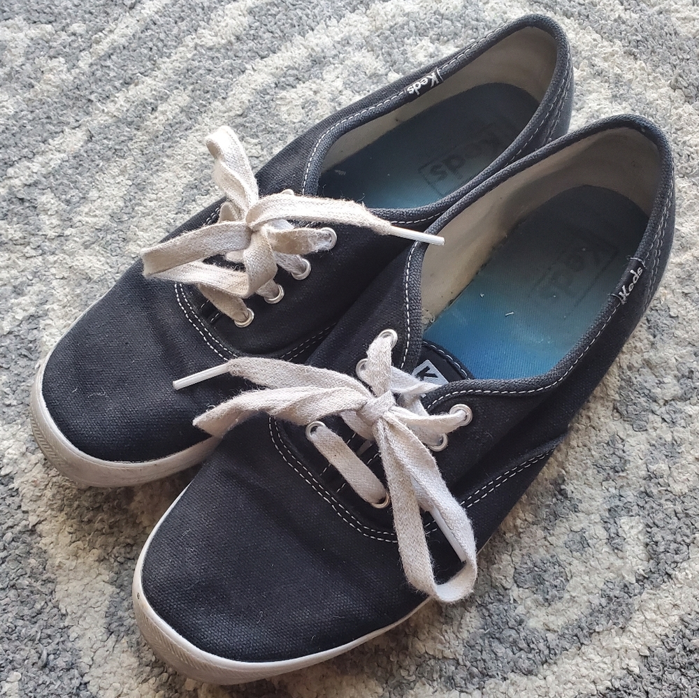 Black Keds